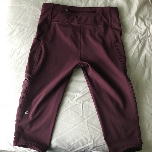 Lululemon capris leggings - Picture 2 of 7